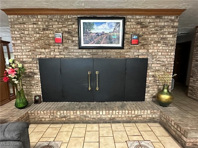 7434 Fenton Rd N, North Bloomfield, OH 44450 - photo 9