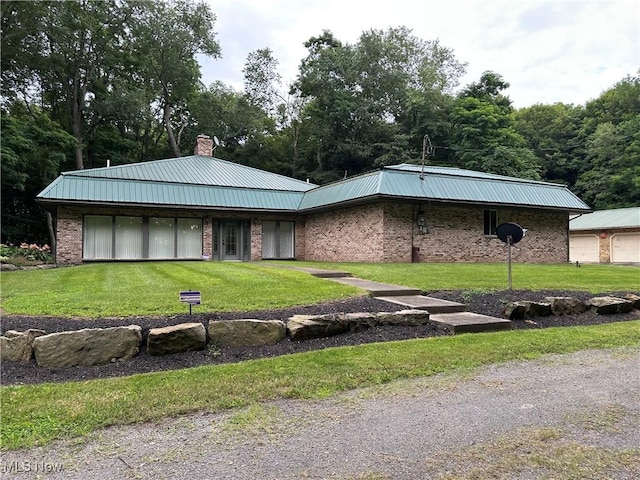 7434 Fenton Rd N, North Bloomfield, OH 44450 - photo 3
