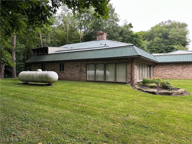 7434 Fenton Rd N, North Bloomfield, OH 44450 - photo 4