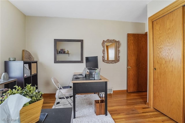 445 E Catawba Ave, Akron, OH 44301 - photo 24