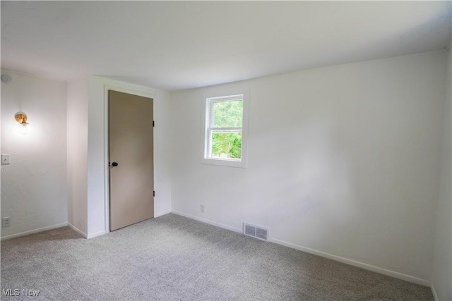 5589 Breezewood Dr NE, Canton, OH 44705 - photo 13