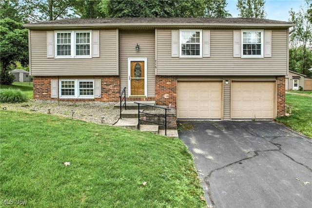 706 Laurelwood, Warren, OH 44484 - photo 1