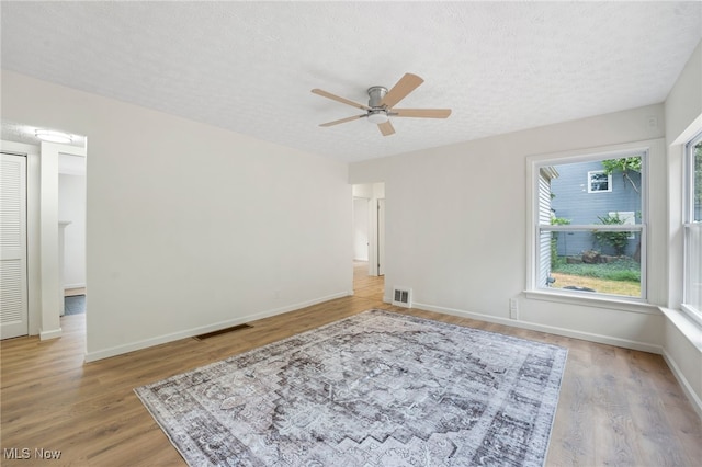 6431 W Ridgewood Dr, Parma, OH 44129 - photo 8