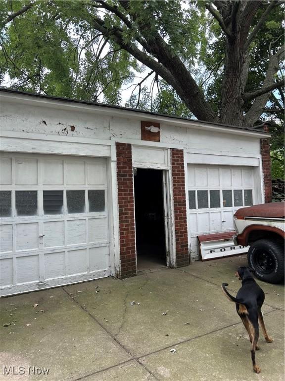 11406 Bellaire Rd, Cleveland, OH 44111 - photo 27