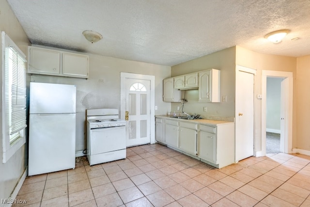 12104 Revere Ave, Cleveland, OH 44105 - photo 15