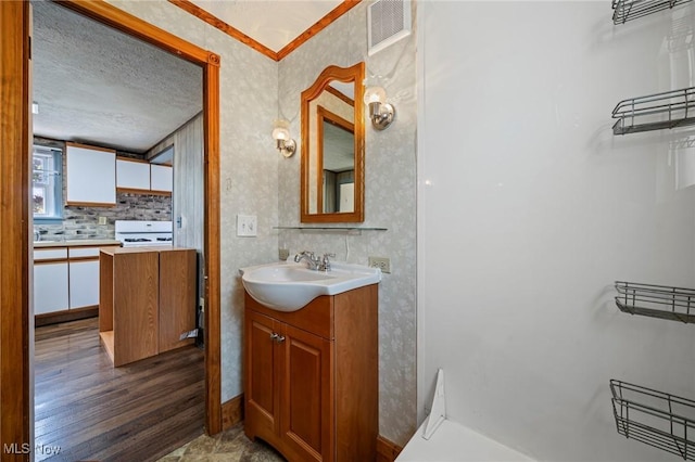 756 Infirmary Rd, Elyria, OH 44035 - photo 19