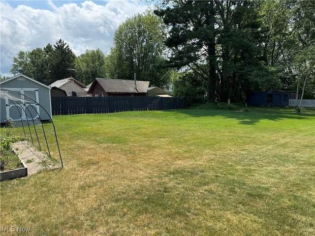 602 Park Ave, Amherst, OH 44001 - photo 9