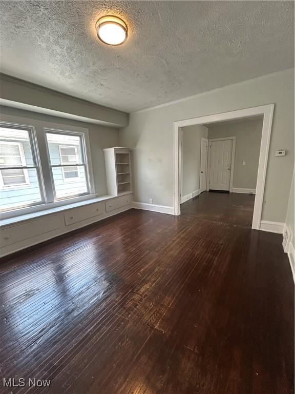 11513 Ablewhite Ave, Cleveland, OH 44108 - photo 2