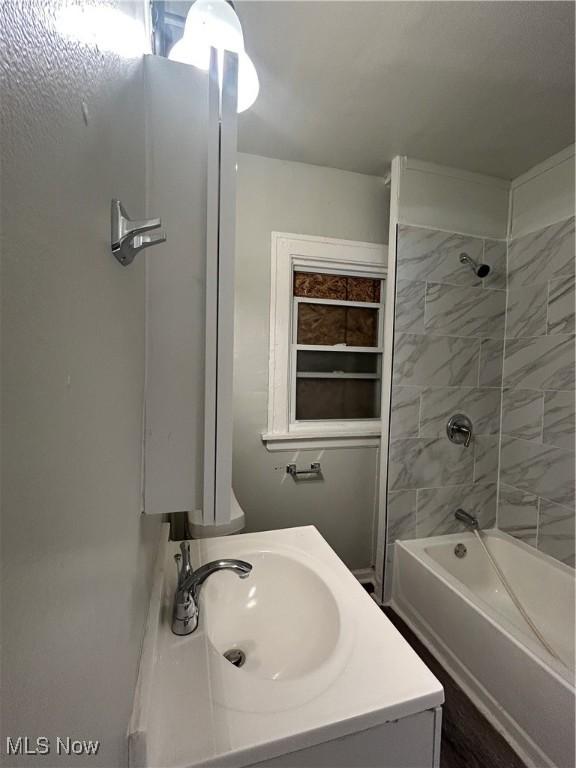 11513 Ablewhite Ave, Cleveland, OH 44108 - photo 23