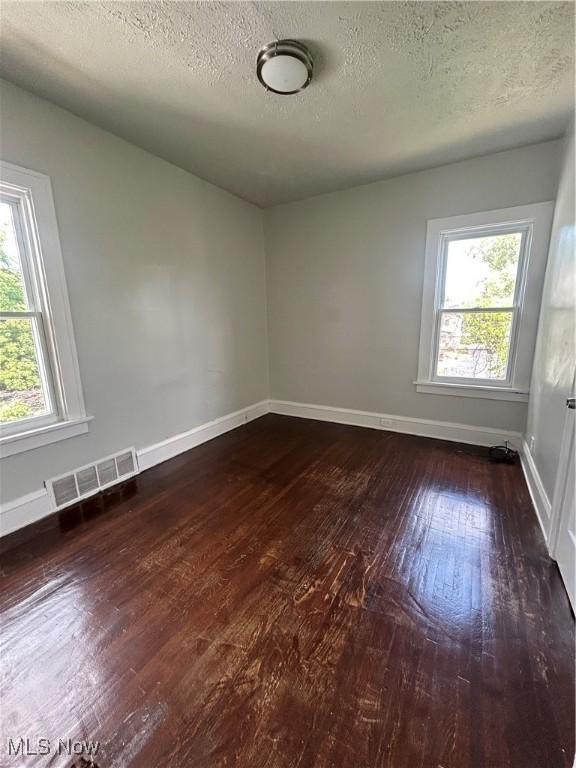 11513 Ablewhite Ave, Cleveland, OH 44108 - photo 12