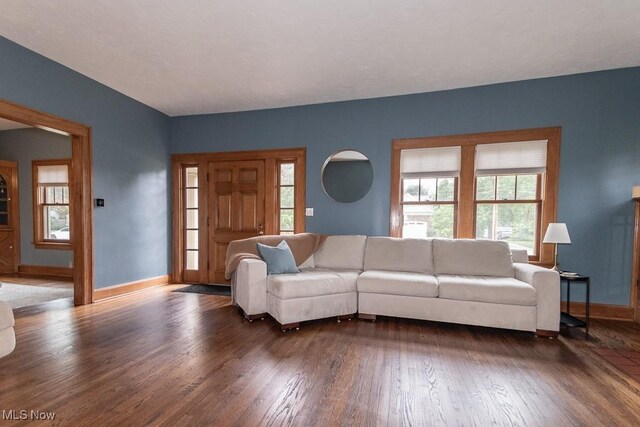 4899 Oakdale Ave, Willoughby, OH 44094 - photo 9