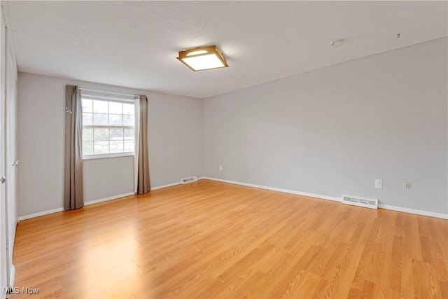 32553 N Roundhead Dr, Solon, OH 44139 - photo 17