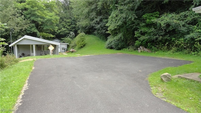 108 Linger Dr, Chester, WV 26034 - photo 6