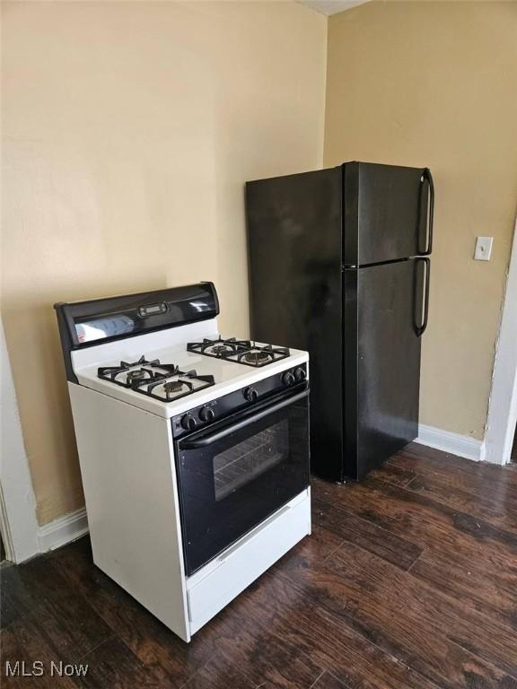1100 E 74th St, Cleveland, OH 44103 - photo 13