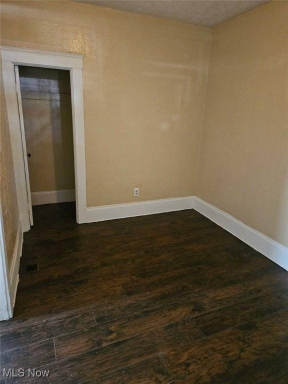 1100 E 74th St, Cleveland, OH 44103 - photo 2