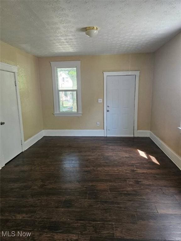 1100 E 74th St, Cleveland, OH 44103 - photo 4