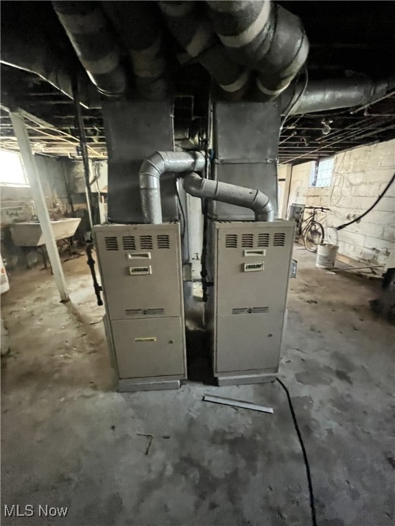 1012 E 72nd St, Cleveland, OH 44103 - photo 21