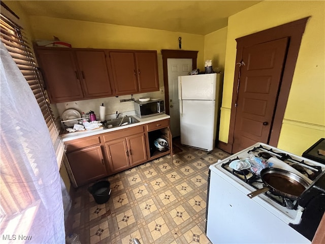 1012 E 72nd St, Cleveland, OH 44103 - photo 16