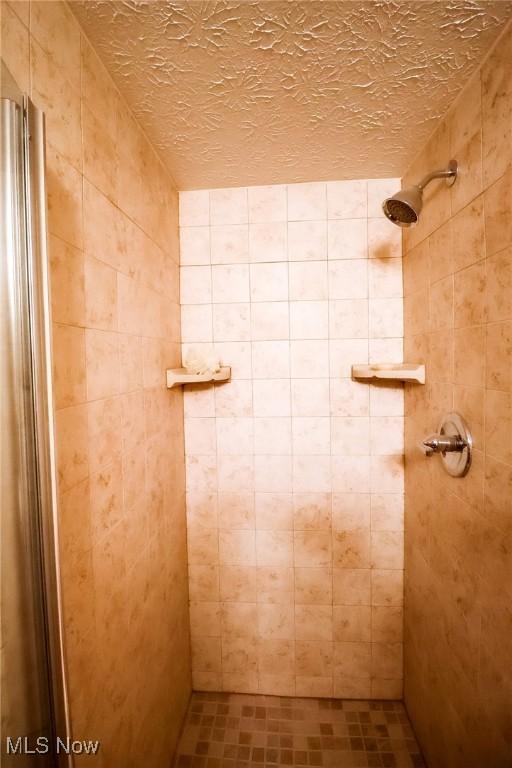 26519 Bayfair Dr, Olmsted Falls, OH 44138 - photo 23