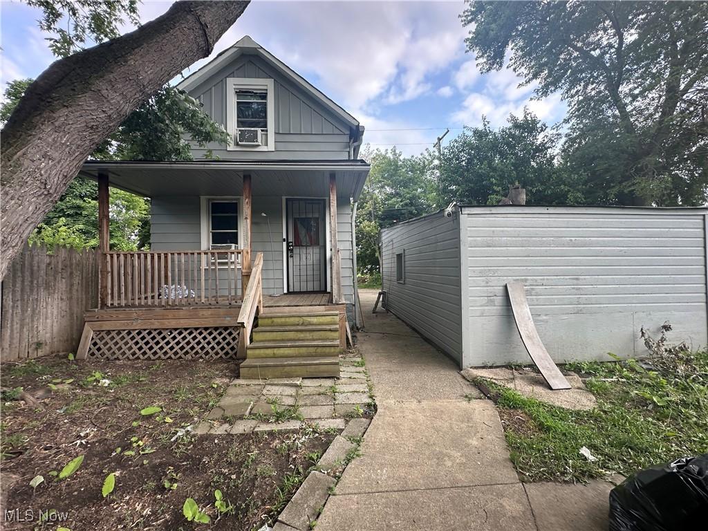 7507 Elton Ave, Cleveland, OH 44102 - photo 1