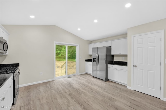 1144 Vernon Odom Blvd, Akron, OH 44307 - photo 12