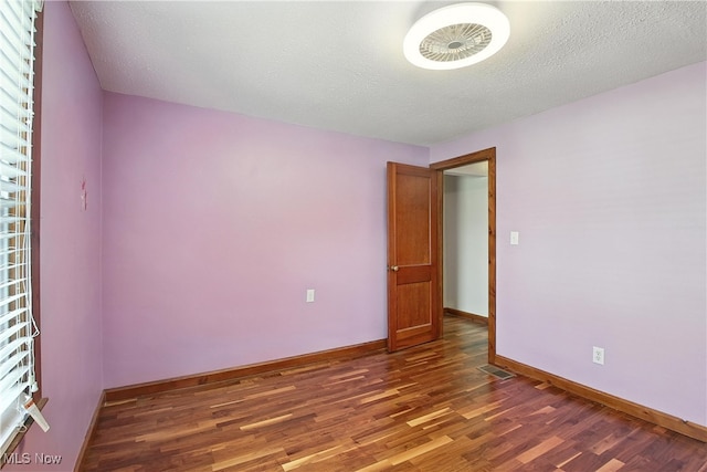 840 Princeton Ave, Zanesville, OH 43701 - photo 19