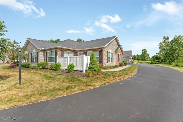 217 Woodbury Glen St, Hartville, OH 44632 - photo 21