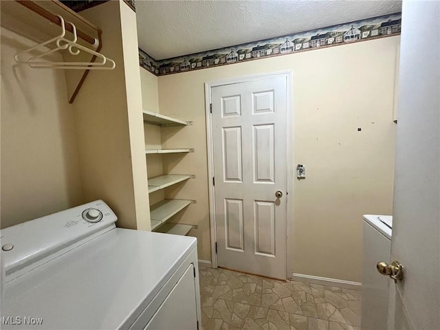 16730 Lake Circle Dr, Strongsville, OH 44136 - photo 29