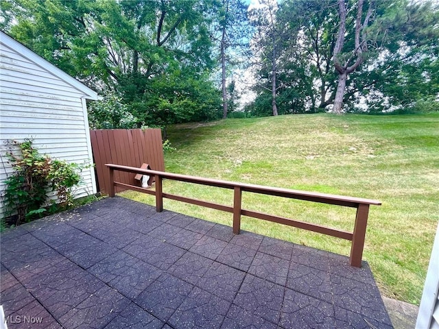 16730 Lake Circle Dr, Strongsville, OH 44136 - photo 30
