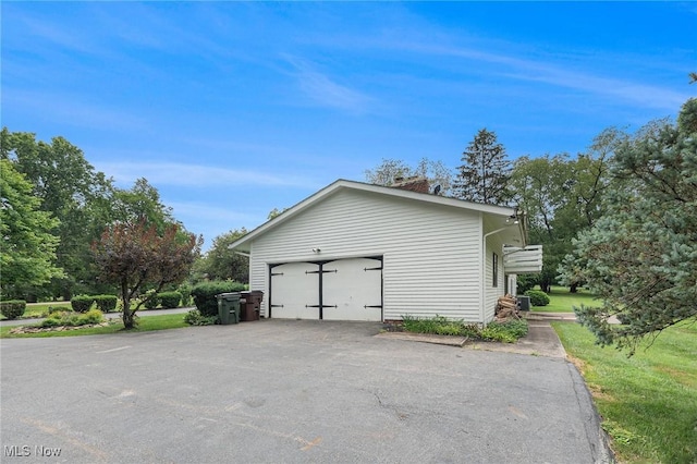 785 Willow Lake Dr, Sagamore Hills, OH 44067 - photo 25