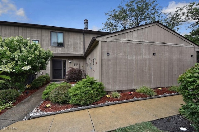 7332 Creekwood Dr, North Royalton, OH 44133 - photo 3