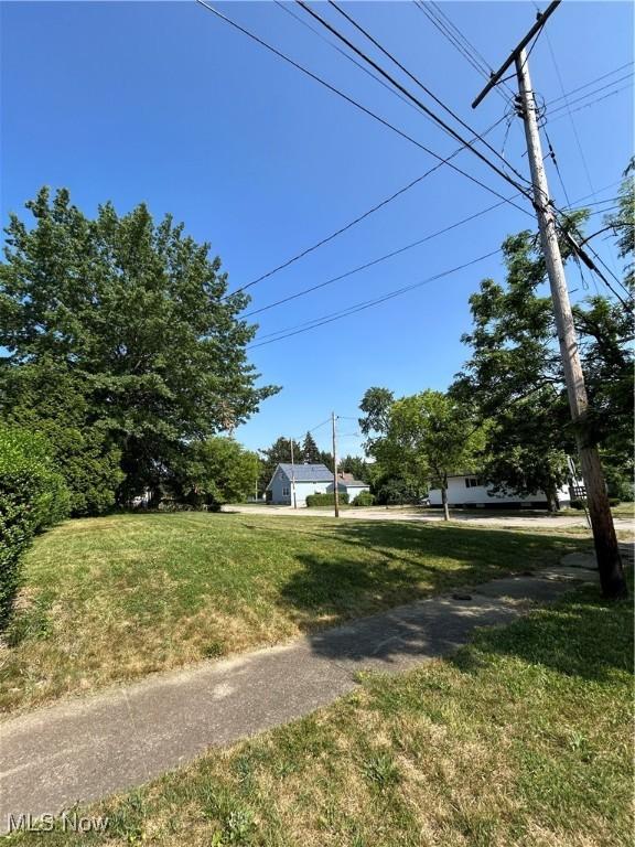 4259 E 162nd St, Cleveland, OH 44128 - photo 1