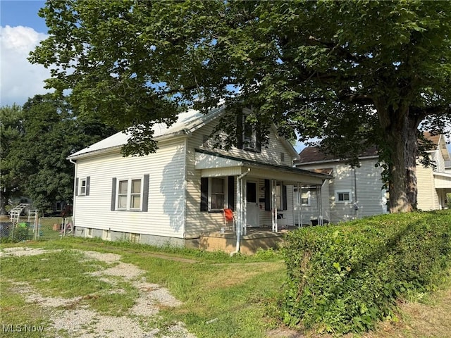 921 Trenton Ave, Uhrichsville, OH 44683 - photo 4