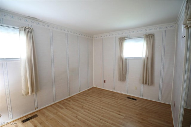 2906 Goble Dr, Lorain, OH 44055 - photo 4