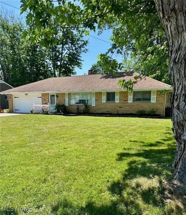 7588 Holly Dr, Mentor On The Lake, OH 44060 - photo 1