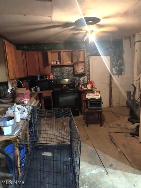 51 Greeley St, Tiffin, OH 44883 - photo 2