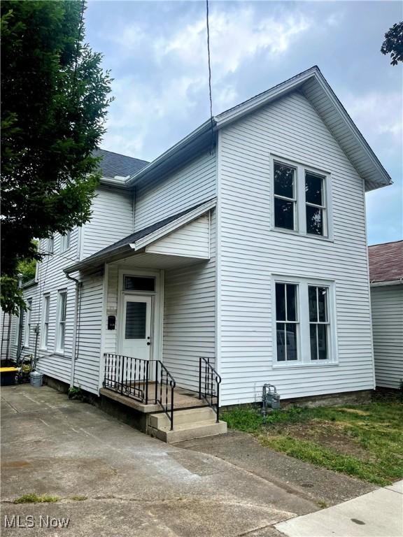 616 Perry St, Sandusky, OH 44870 - photo 1