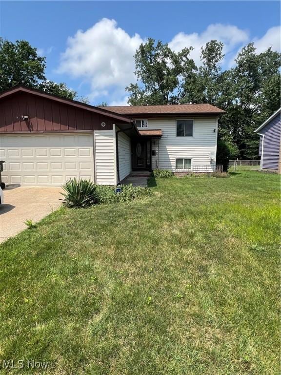 23017 Mccann St, Warrensville Heights, OH 44128 - photo 1
