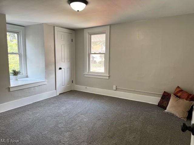1160 Carey Ave, Akron, OH 44314 - photo 11