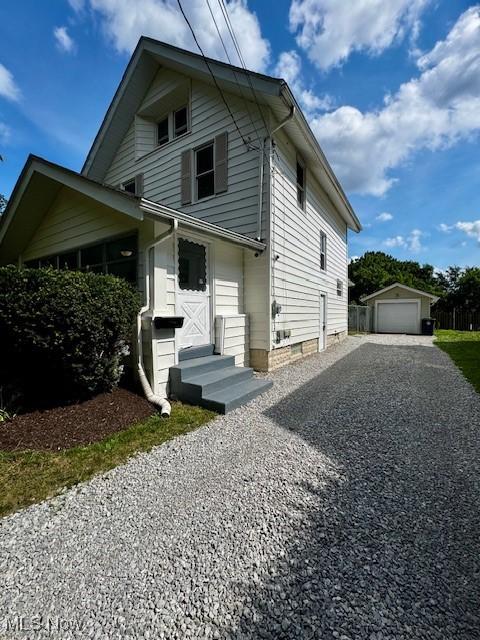 1160 Carey Ave, Akron, OH 44314 - photo 2