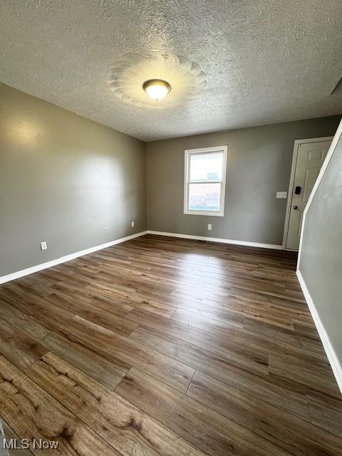 711 3rd St NE, Canton, OH 44704 - photo 2
