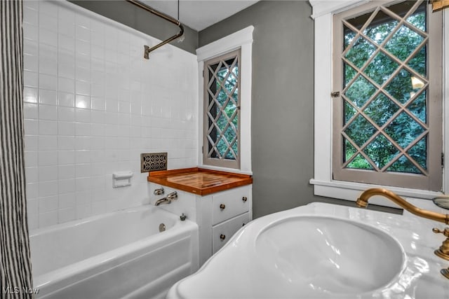 15000 Terrace Rd, Cleveland, OH 44112 - photo 24