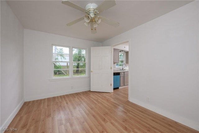 785 Silvercrest Ave, Akron, OH 44314 - photo 9