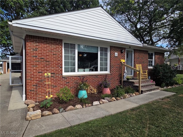 685 E 300th St, Willowick, OH 44095 - photo 3