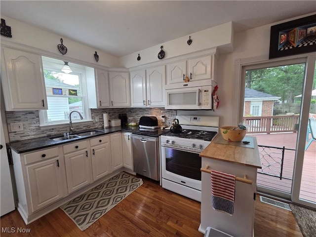 685 E 300th St, Willowick, OH 44095 - photo 25