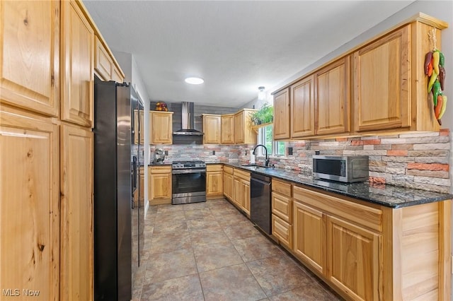 8465 Hilltop Dr, Poland, OH 44514 - photo 12