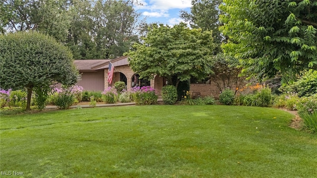 5585 Echodell Ave NW, Canton, OH 44720 - photo 3