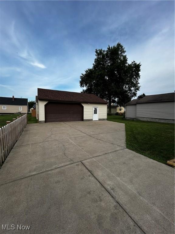570 Idora Ln, Struthers, OH 44471 - photo 34
