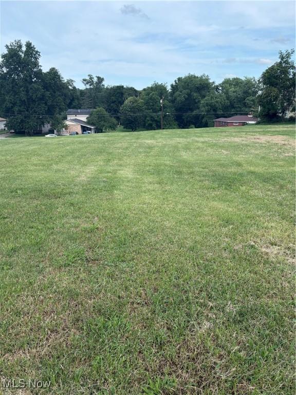 4309 Cypress St, Parkersburg, WV 26104 - photo 1