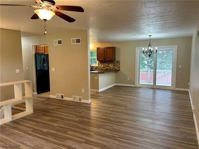 1200 Julia Dr SW, Warren, OH 44481 - photo 3